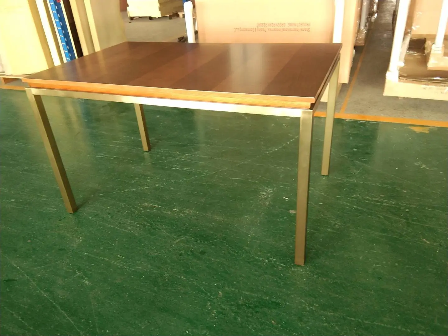 10 Dining Table2