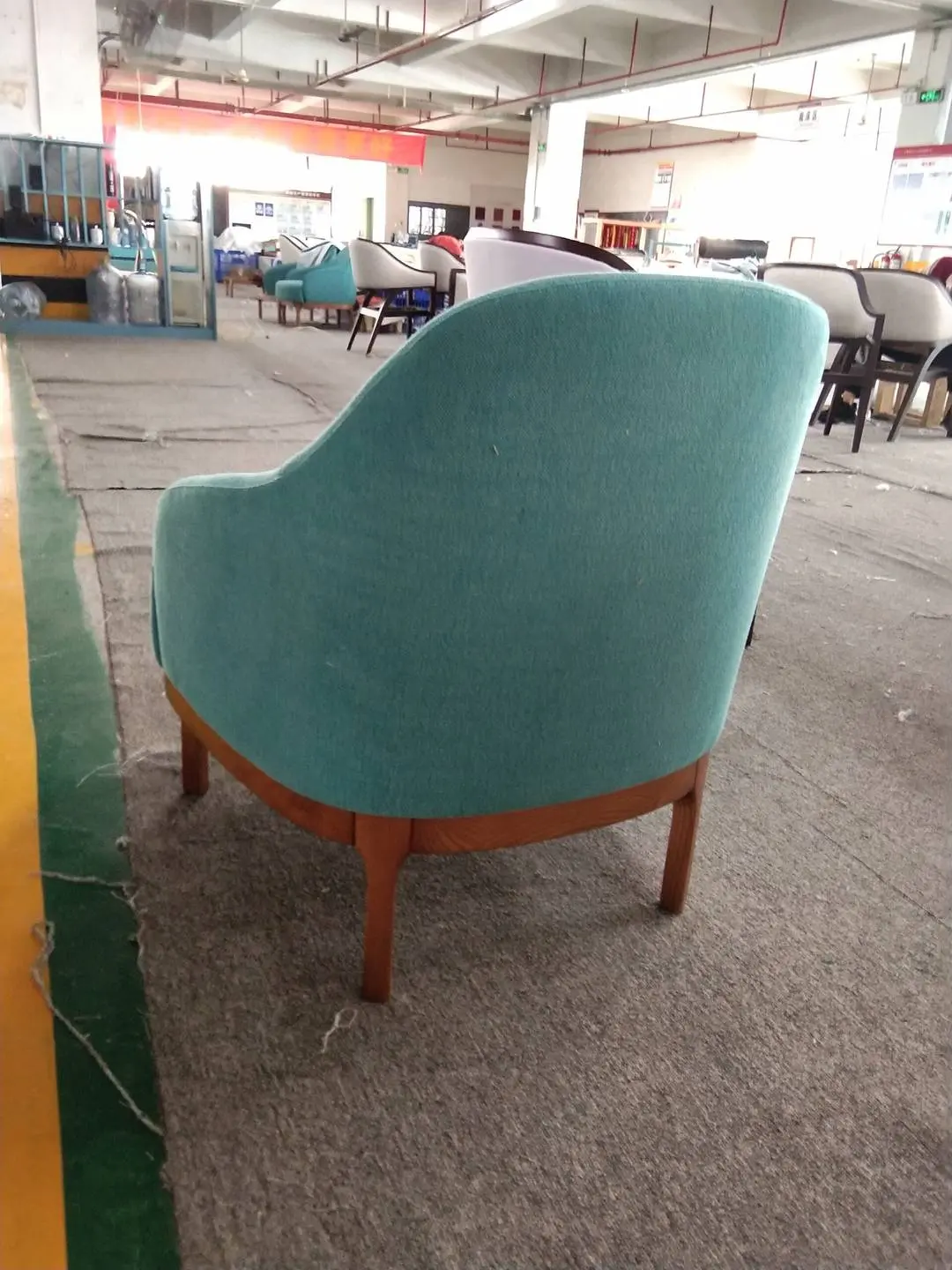 4 Arm Chair (1)