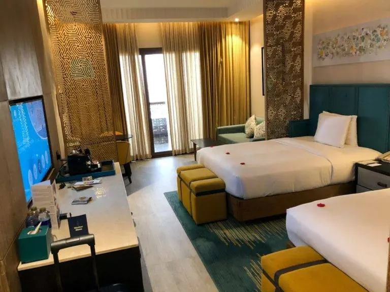 DoubleTree by Hilton (10)