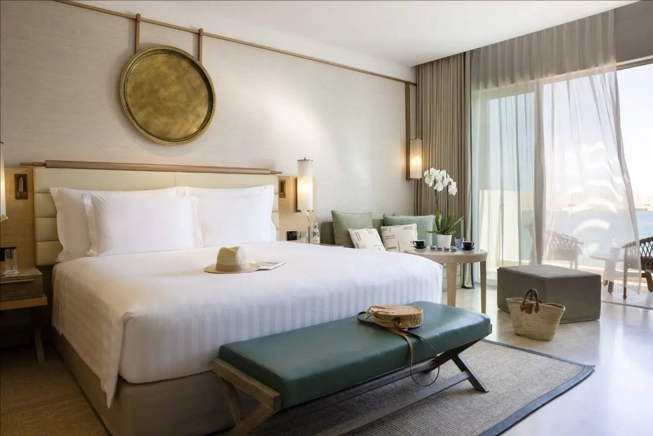 Jumeirah Guest Room 2