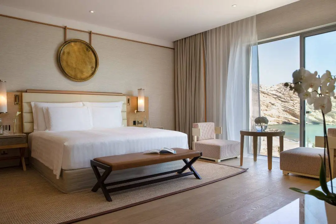 Jumeirah Guest Room
