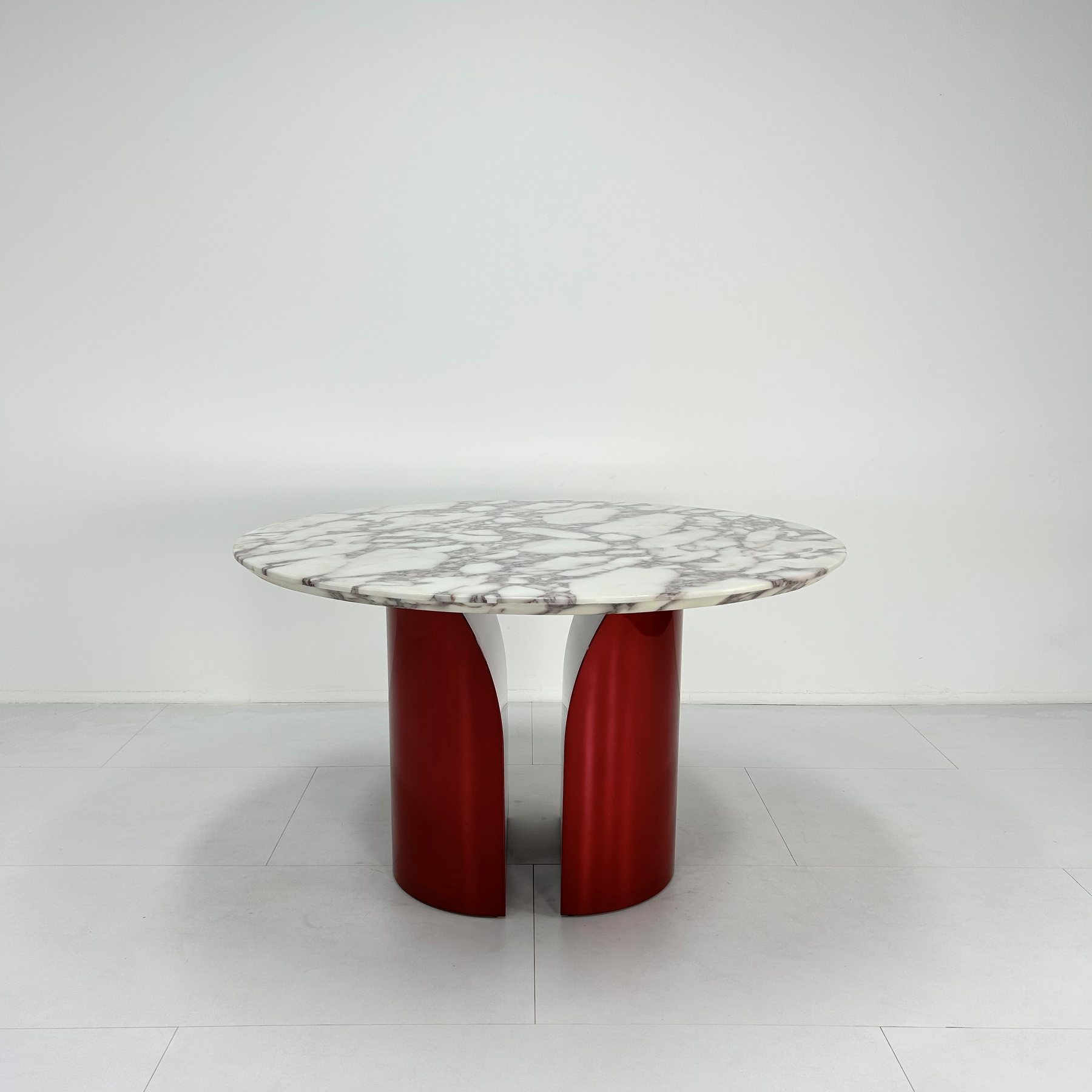 Dining Tables Reference 05