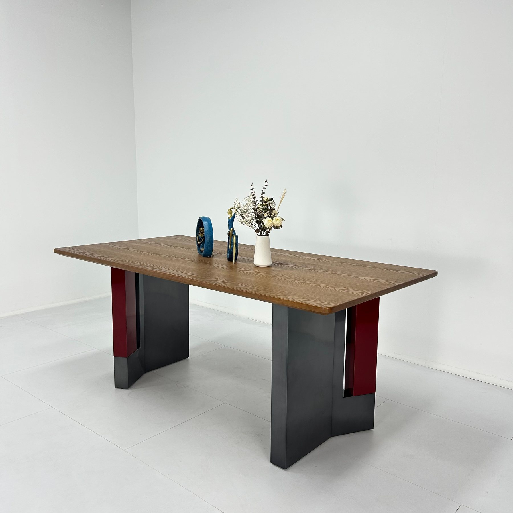 Dining Tables Reference 08
