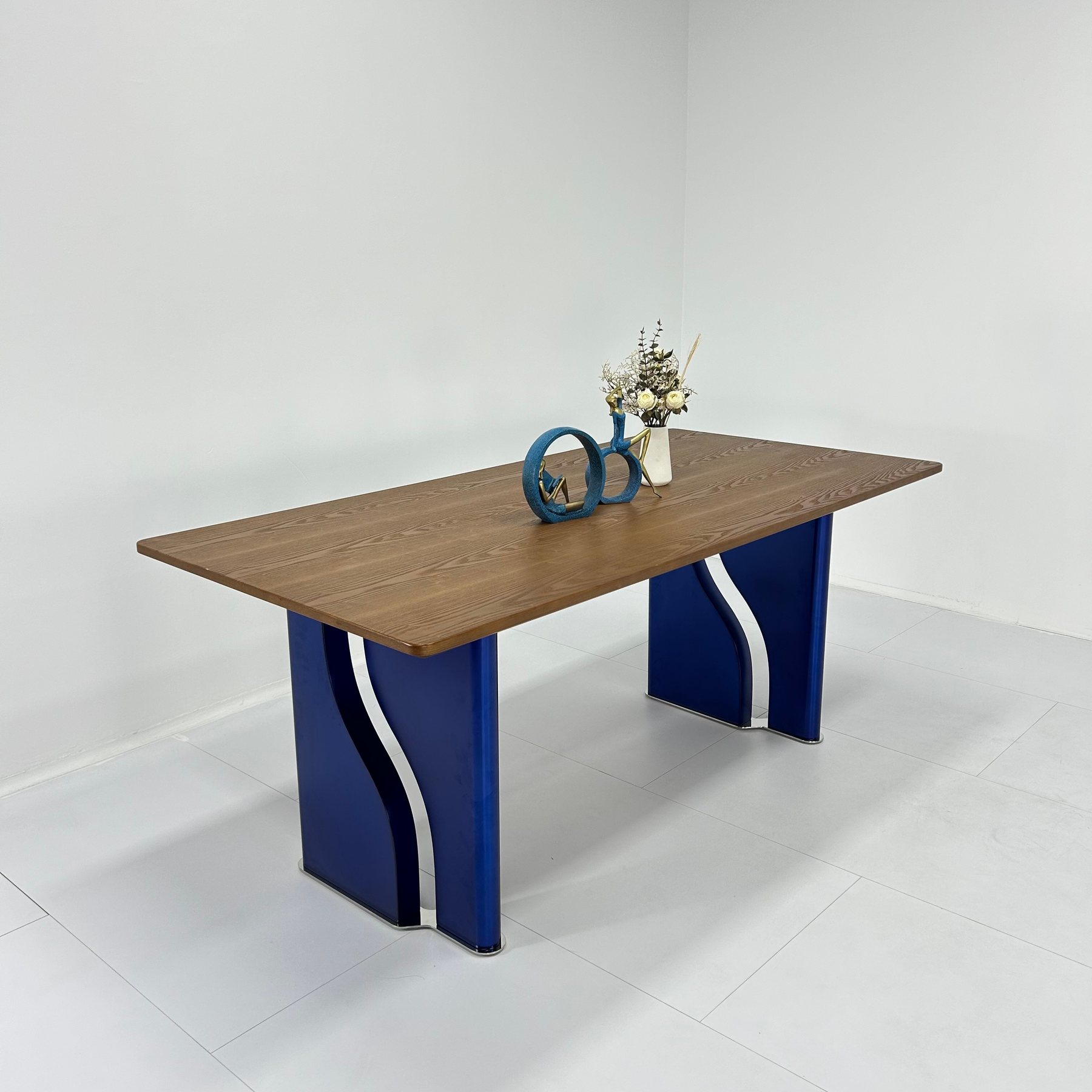 Dining Tables Reference 10