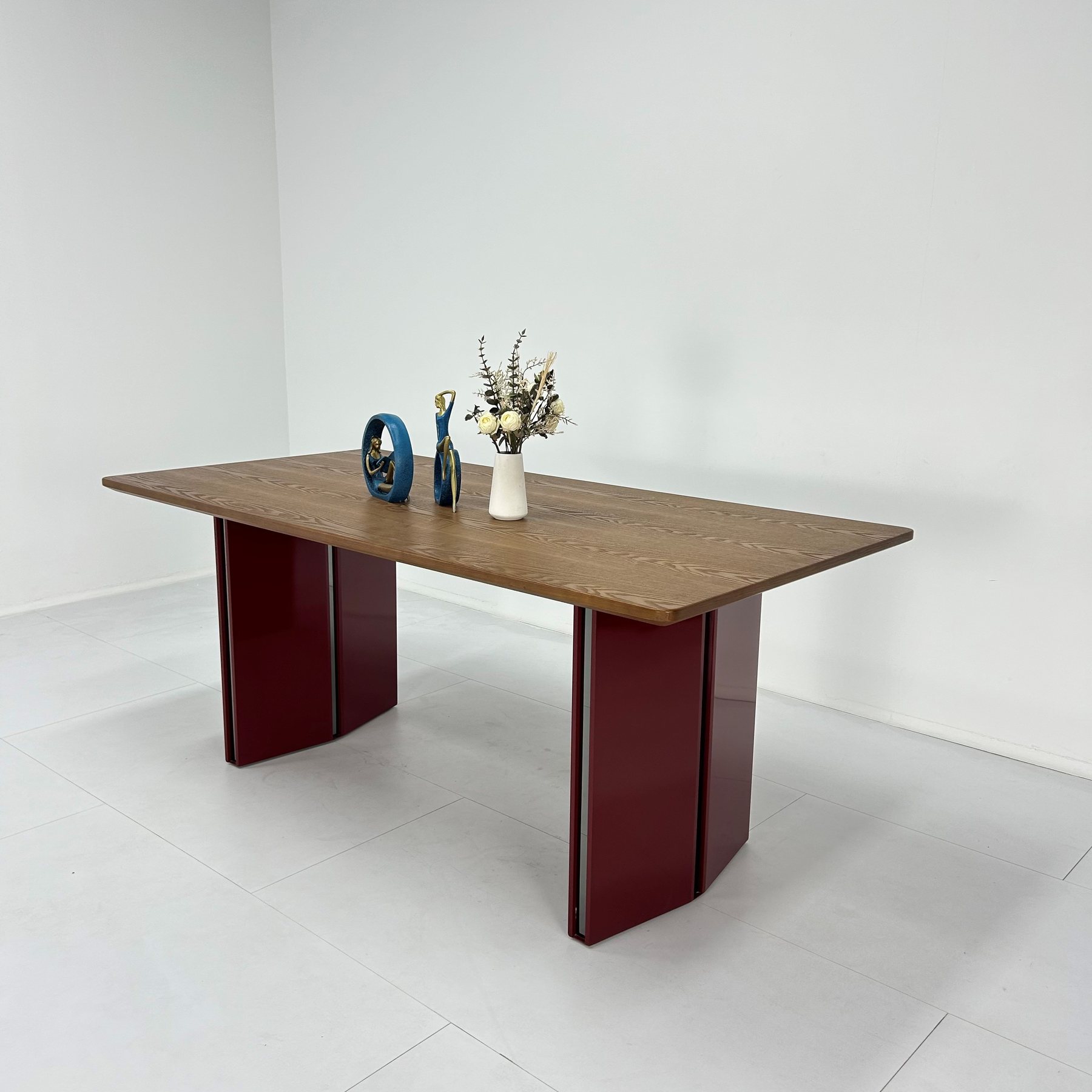 Dining Tables Reference 11